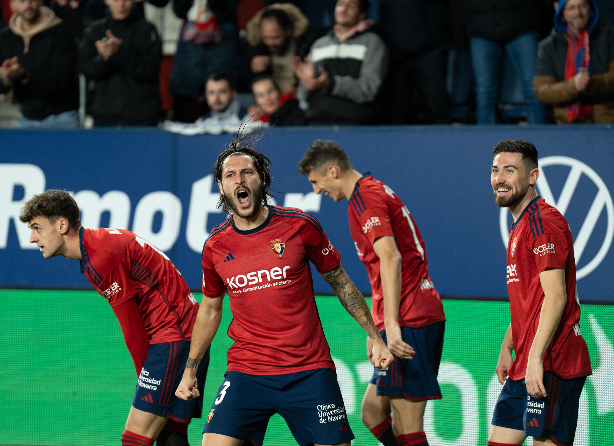 瓦伦西亚不敌巴伦西亚,遭遇西甲连败 瓦伦西亚不敌巴伦西亚,遭遇西甲连败