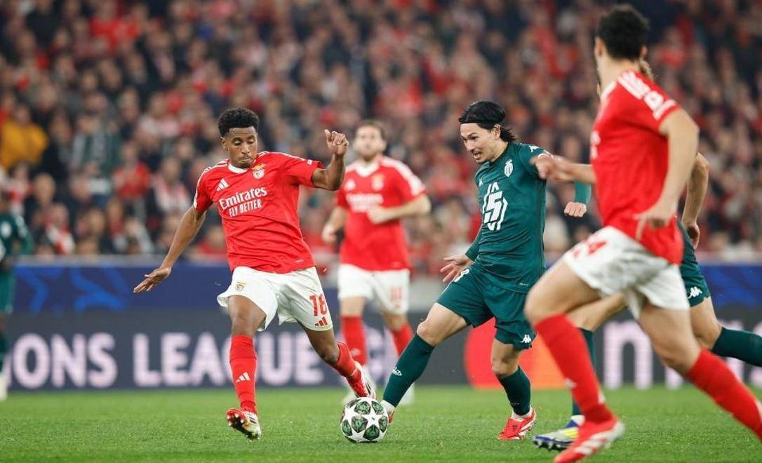 关于拜仁遭遇惨败,无缘晋级欧冠淘汰赛的信息 关于拜仁遭遇惨败,无缘晋级欧冠淘汰赛的信息