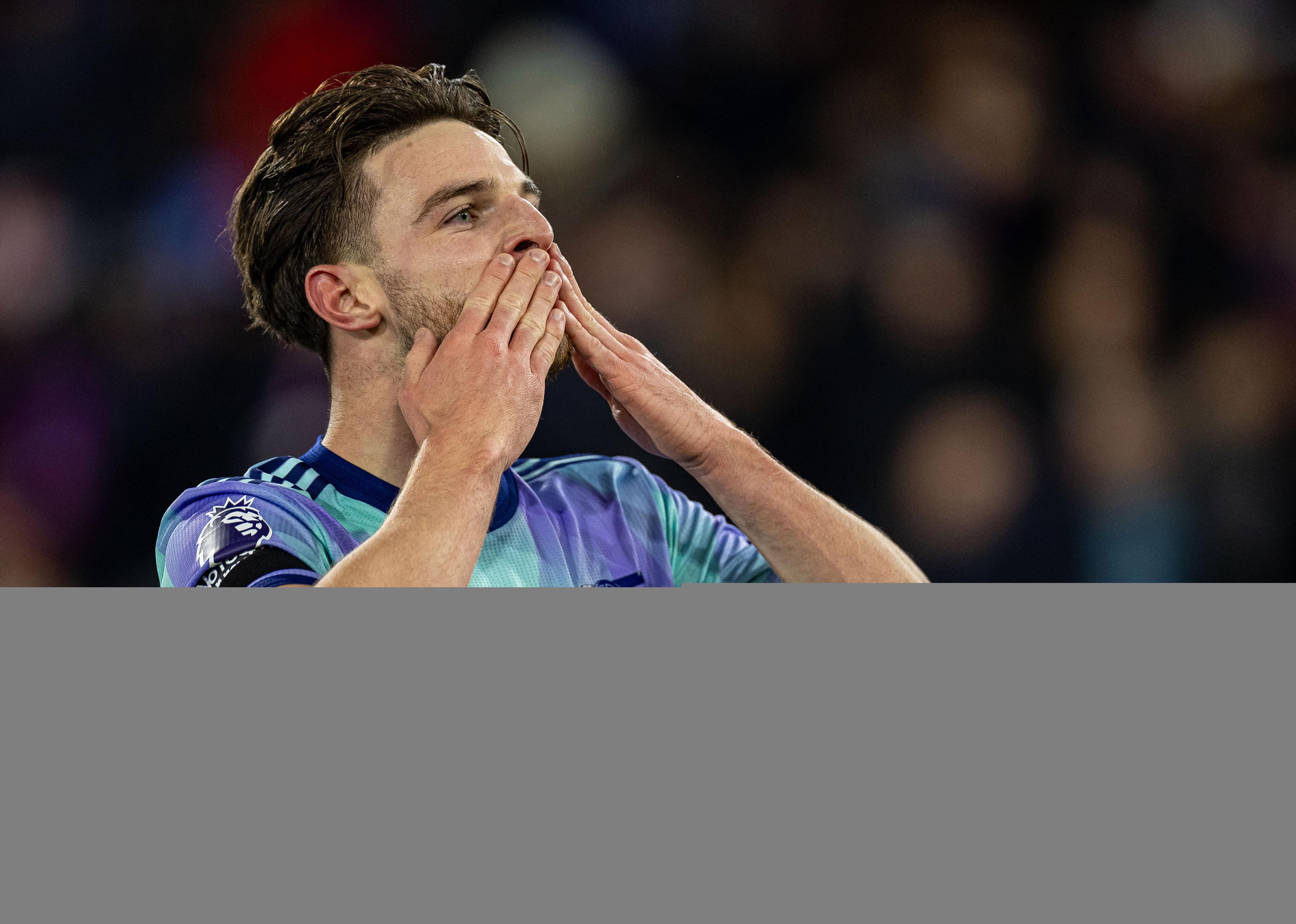 B体育教练-包含阿森纳球员英勇奋战，向欧洲之巅冲刺!的词条