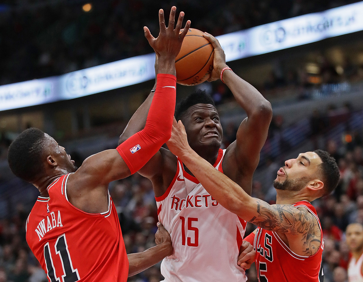 包含篮球精英联赛冠军角逐激烈,胜负揭晓将近的词条 包含篮球精英联赛冠军角逐激烈,胜负揭晓将近的词条