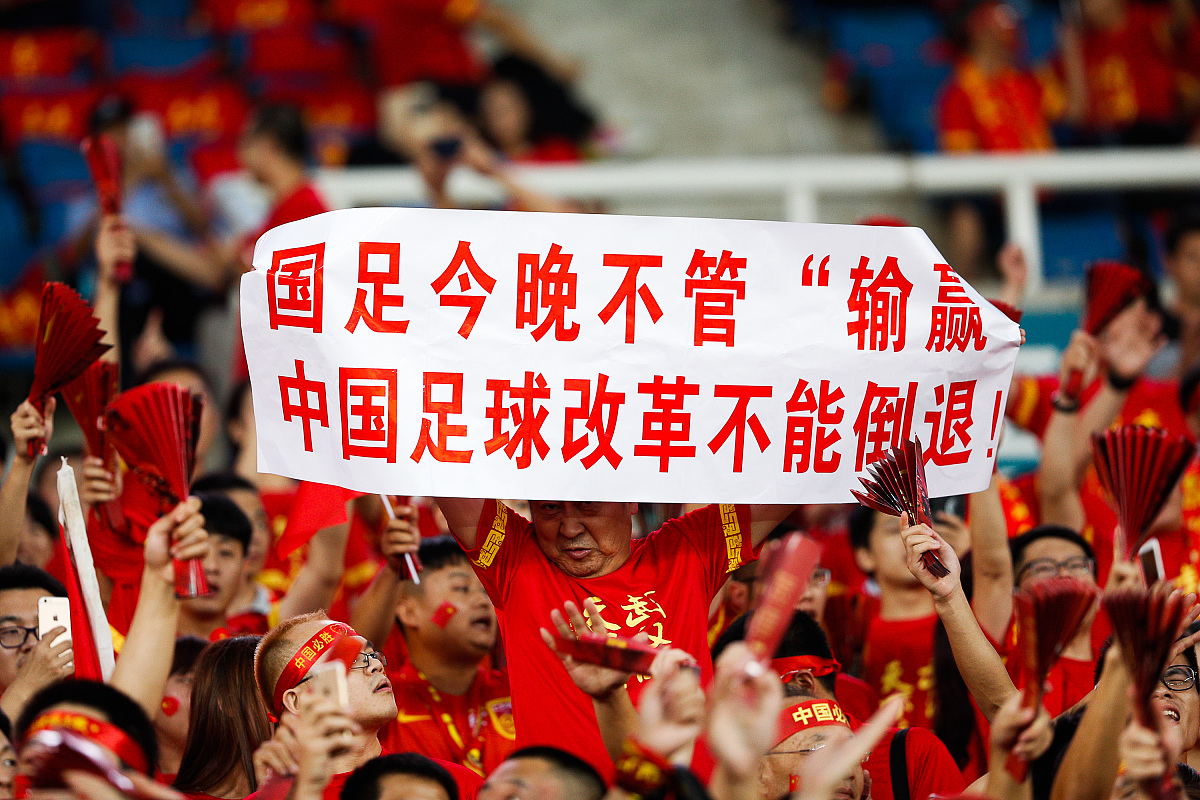 球队士气高涨,备战下一场关键比赛 球队士气高涨,备战下一场关键比赛